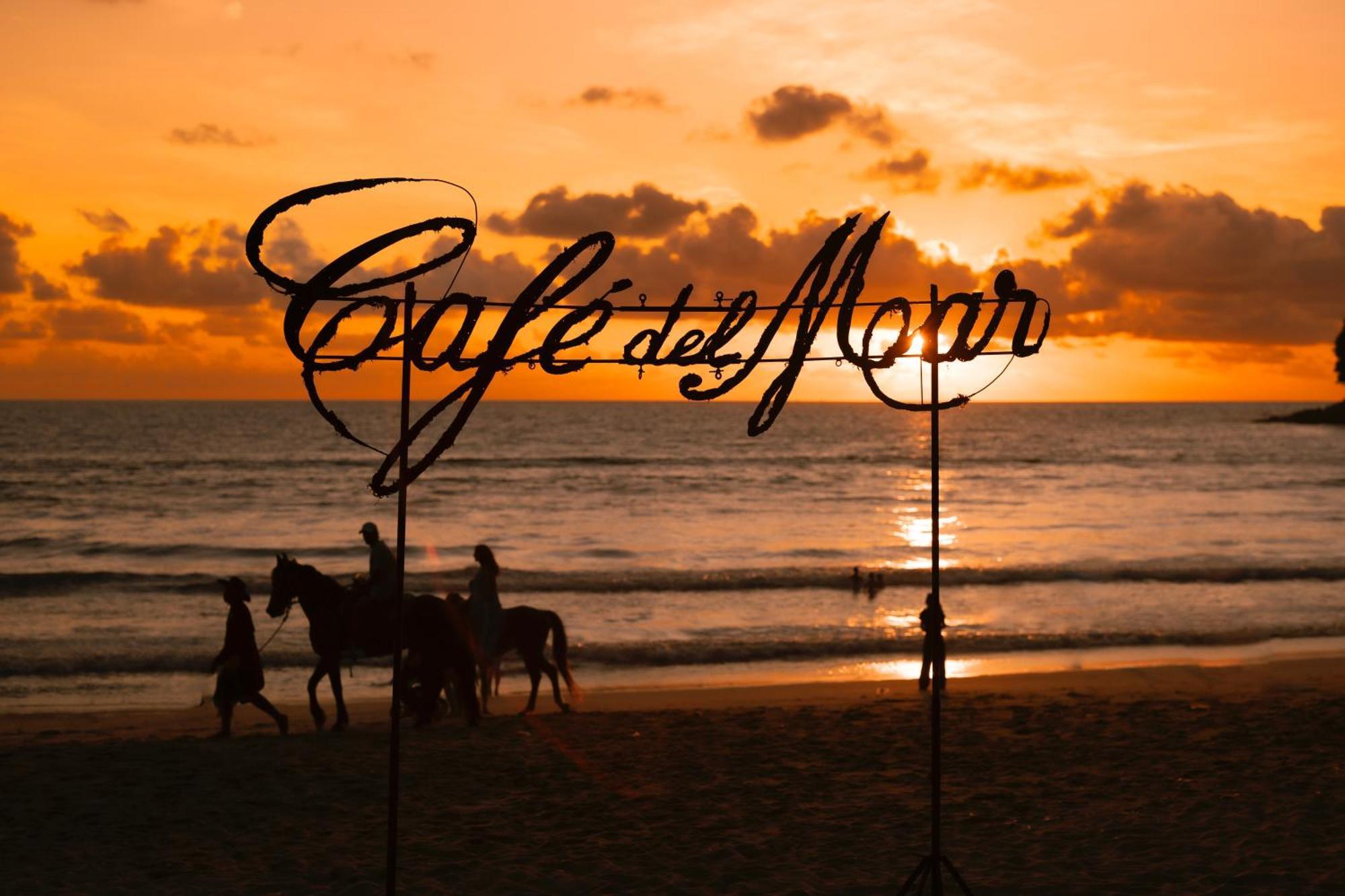 Hotel Cafe Del Mar Kamala Beach Zewnętrze zdjęcie