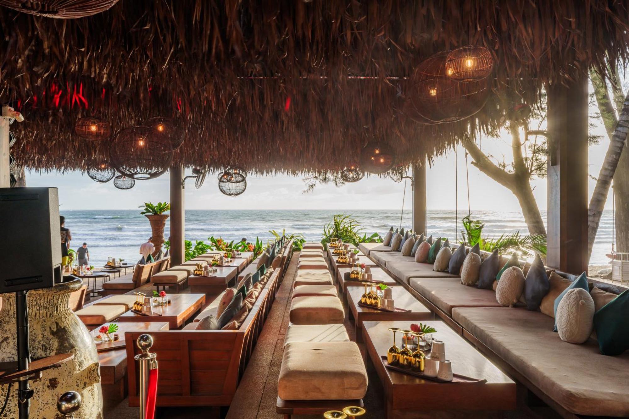 Hotel Cafe Del Mar Kamala Beach Zewnętrze zdjęcie